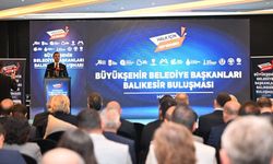 Başkan Ahmet Akın tarihi zirveye ev sahipliği yaptı