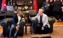 Kılıçdaroğlu ekibinden CHP Genel Merkezi'nde kutlama