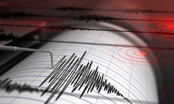 Filipinler'de 7.8 şiddetli deprem
