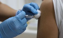 Büyükşehir'in HPV aşı desteği sürüyor