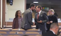 İBB Meclisi'nde CHP'den ayrıldı: İlk hamlesi dikkat çekti