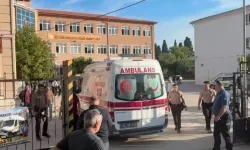 Manisa'da okul önünde silahlı saldırı.. !