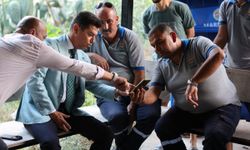 Marmaris Belediye Başkanı Ünlü temizlik personeline teşekkür ziyareti