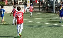 Başkan Yetişkin 120 sporcuyu buluşturdu