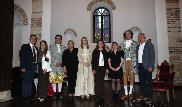 Gölyazı'da 'La Serva Padrona' sahnelendi