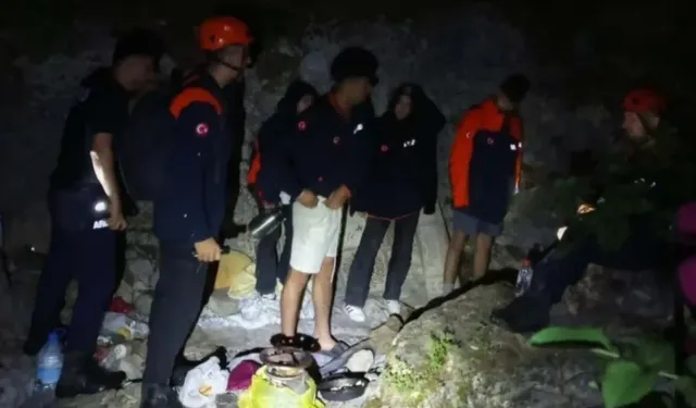 İzmir'de kayıp 4 genç ormanda sağ bulundu