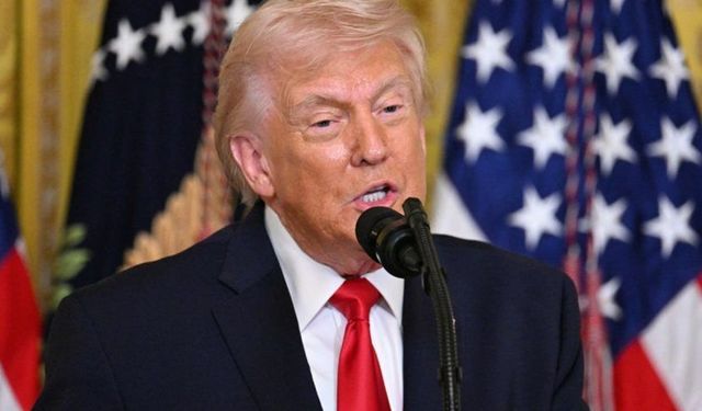 Trump'tan AB araçlarına yüzde 25 gümrük tarifesi