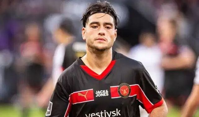 Trabzonspor'un yeni transferi Aral Şimşir Trabzon'da