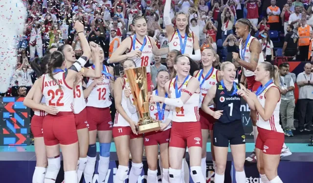 Bravo kızlar..! Filenin Sultanları Avrupa'da zirvede
