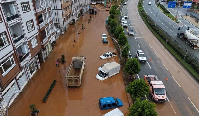 Rize'de sağanak: Sel ve taşkınlar yaşandı
