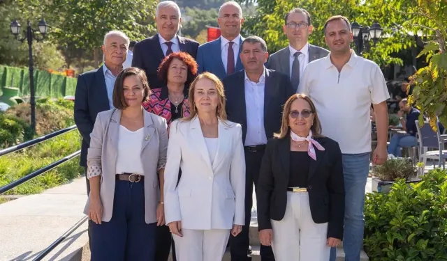 YENİ Partili başkanlar bir araya geldi