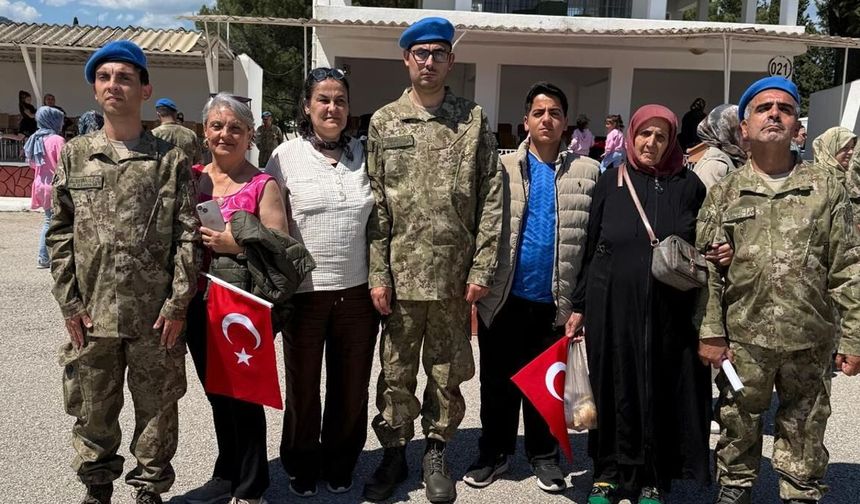 AYVALIK'IN ÖZEL ÇOCUKLARI TEMSİLİ ASKERLİK GURURU YAŞADI