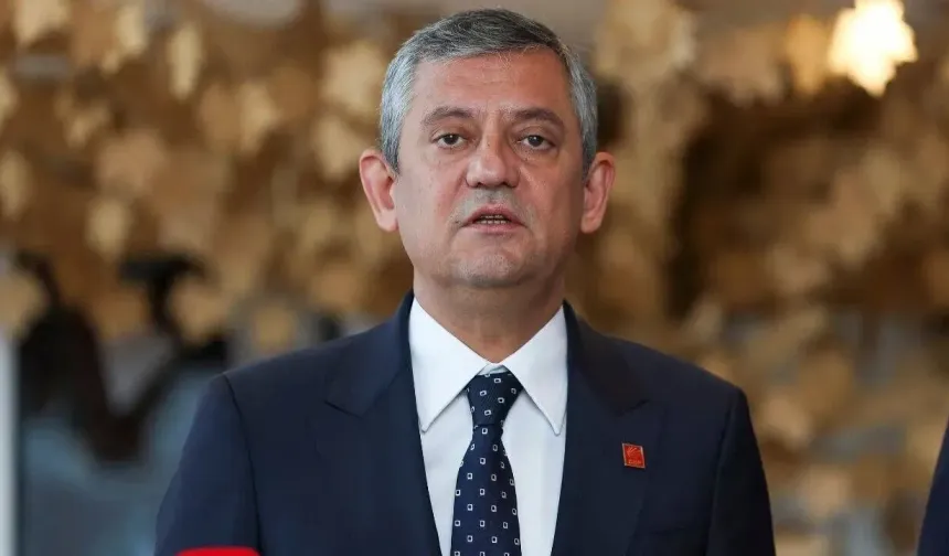 Özgür Özel'e yakın Manisa'dan 2 isim gözaltına alındı