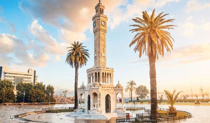 İzmir'de sıcak hava devam ediyor