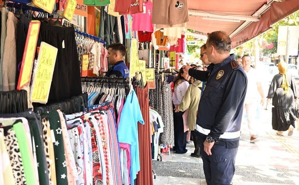 Büyükşehir ve Emniyet'ten kaldırım işgallerine denetim