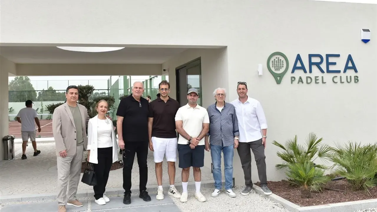 İzmirli genç yatırımcıların yeni gözdesi Padel oldu
