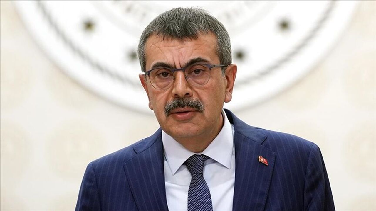 Velilere zorunlu 'Ebeveyn Okulu' geliyor