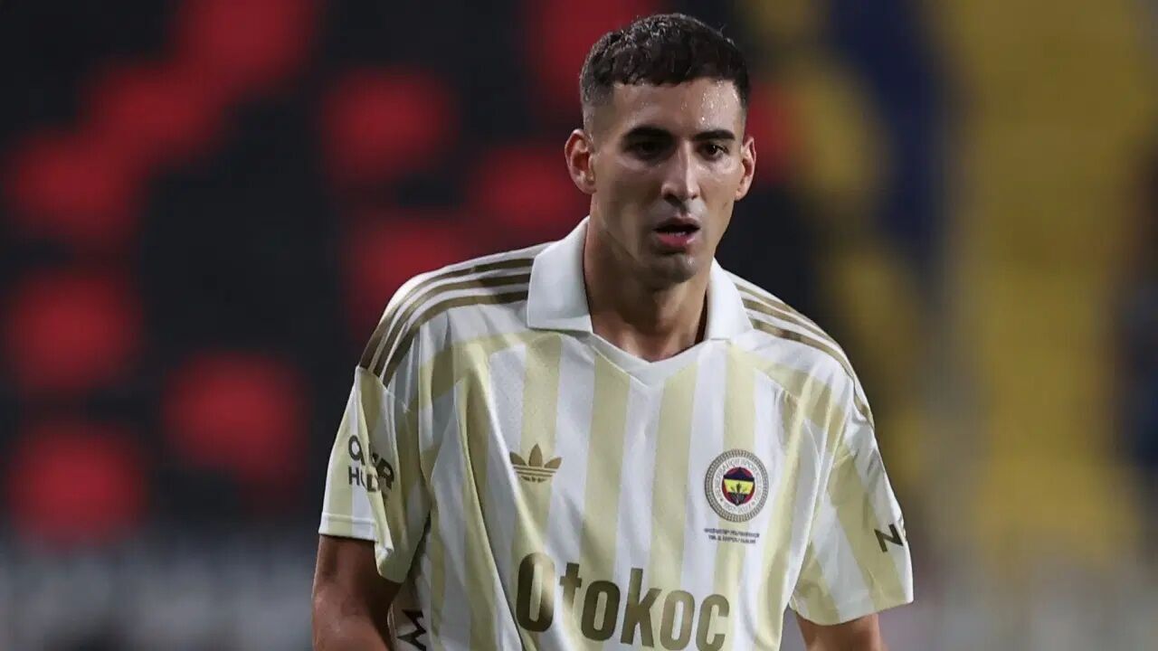 Fenerbahçe'de Mert Müldür ameliyat oldu