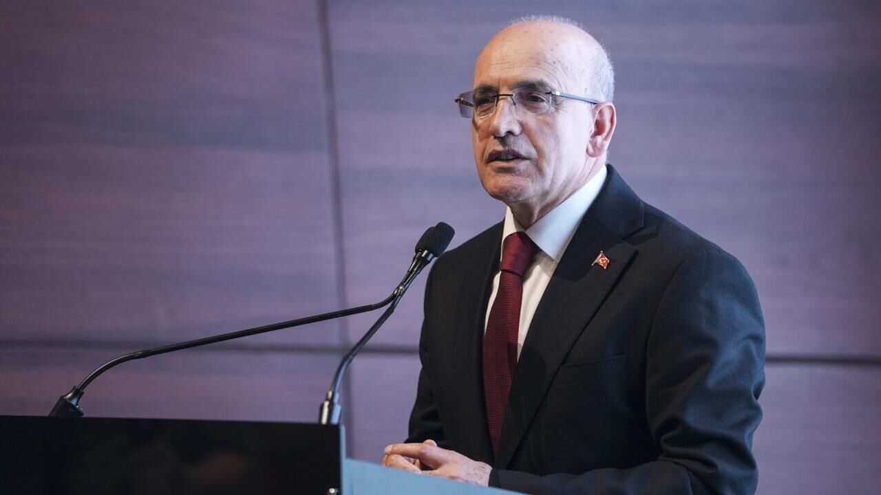 Mehmet Şimşek'ten istifa iddialarına net yanıt