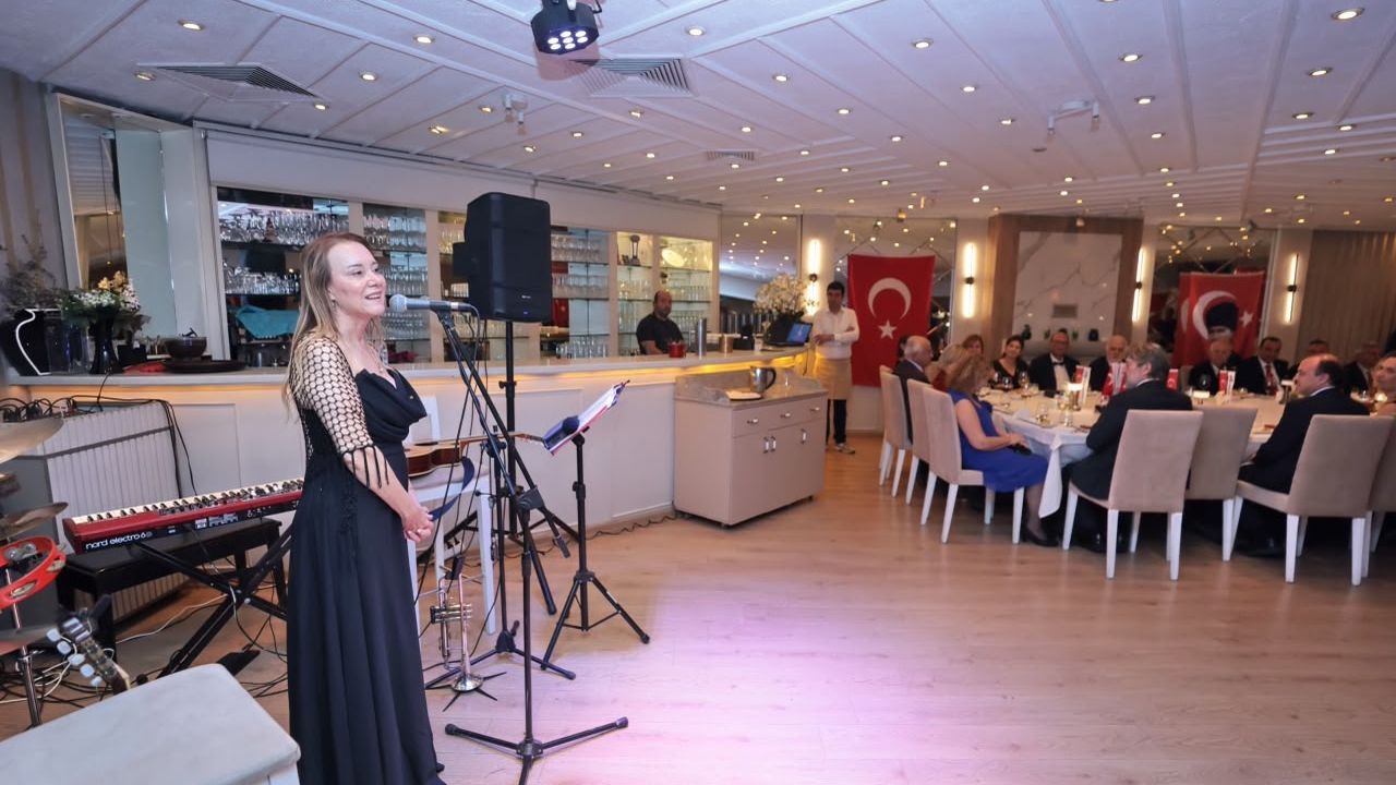 Başkan Mutlu: Cumhuriyet tam da böyle kutlanmalıydı