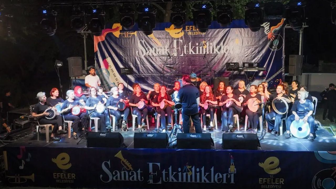 Başkan Yetişkin'den Cumhuriyet Bayramı şöleni